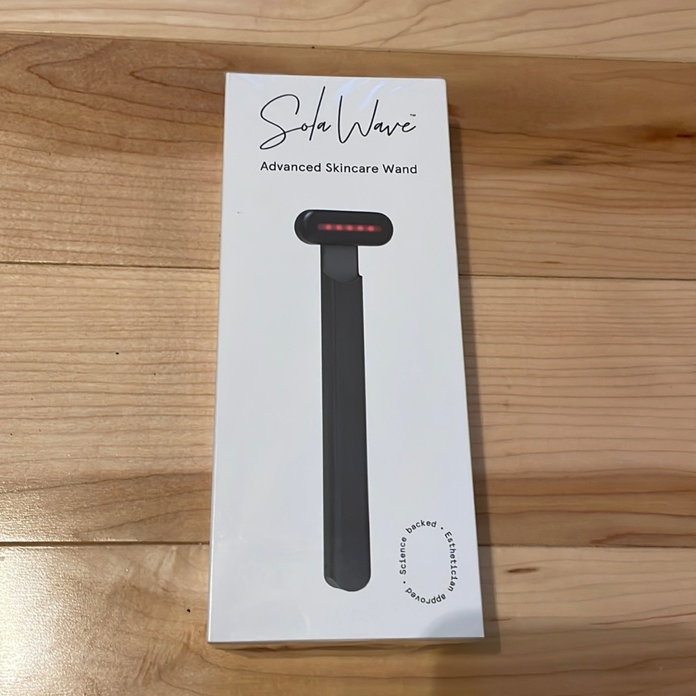 New in box sola wave black